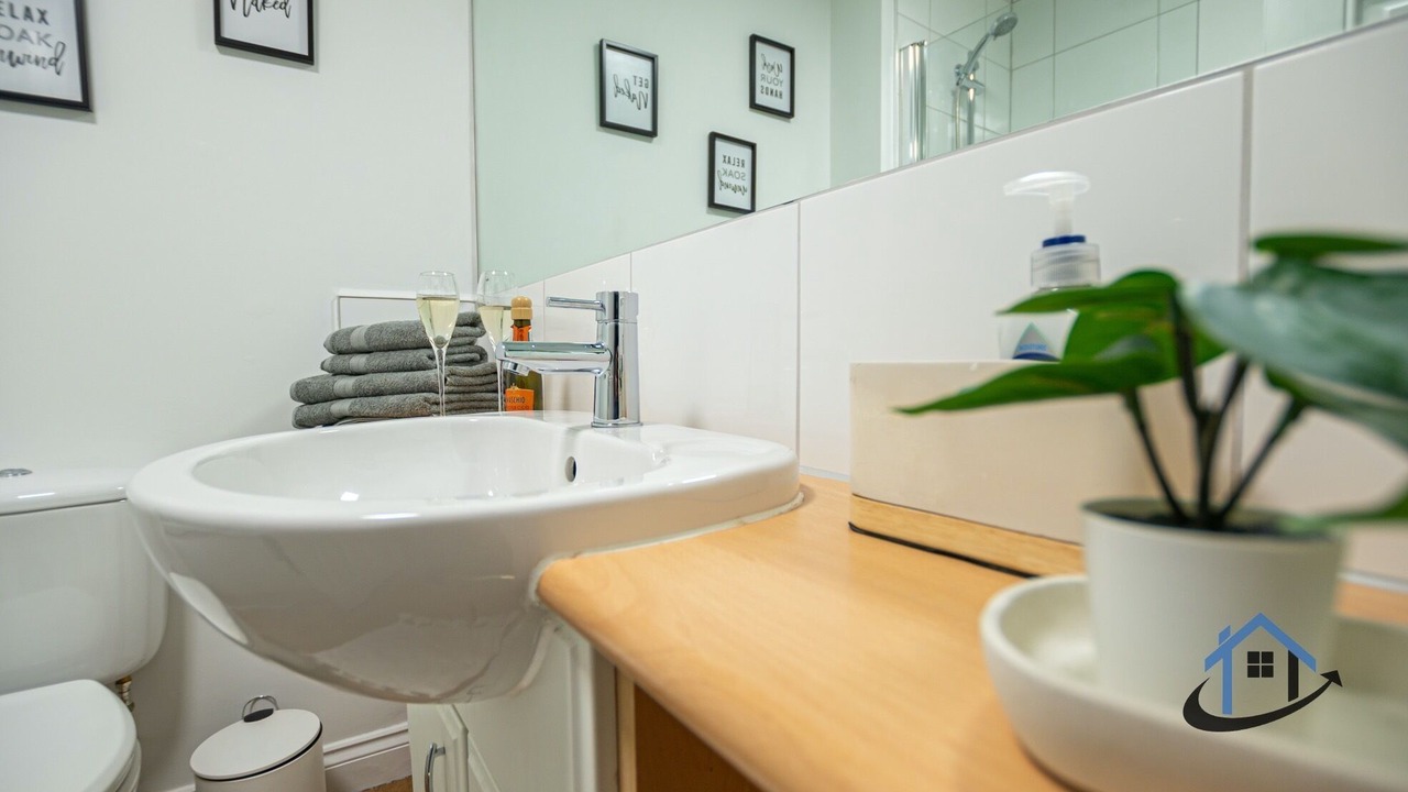 Photo of Bathroom in Thrapston