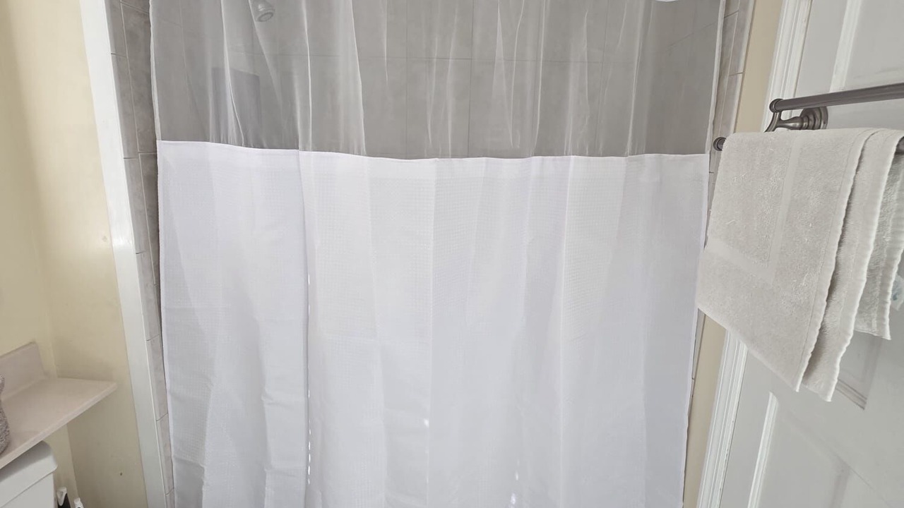 Photo of Bathroom in Lubbers Quarters Cay