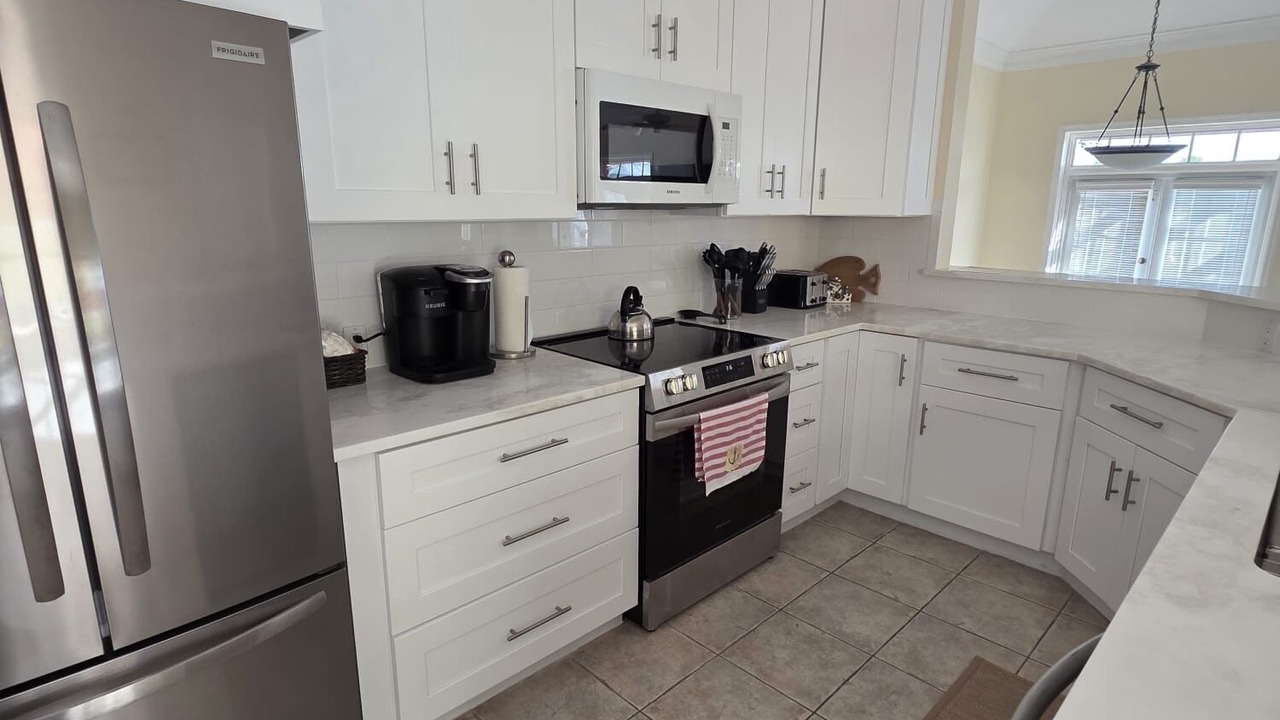 Photo of Kitchen in Lubbers Quarters Cay