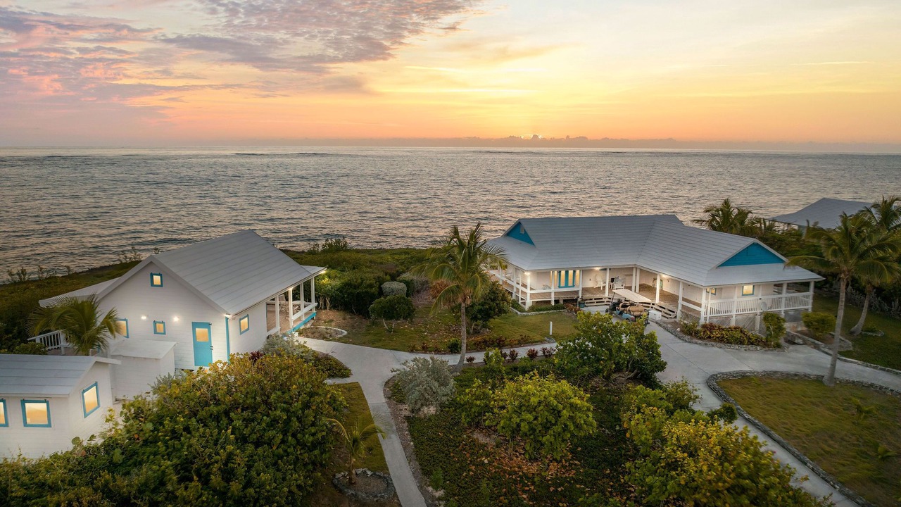Photo of Others in Man O War Cay