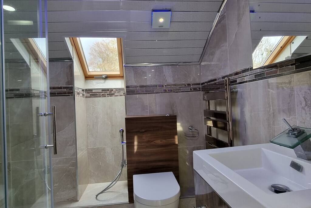 Photo of Bathroom in Luton