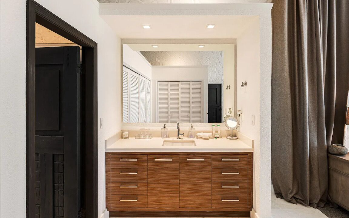 Photo of Bathroom in William's Town