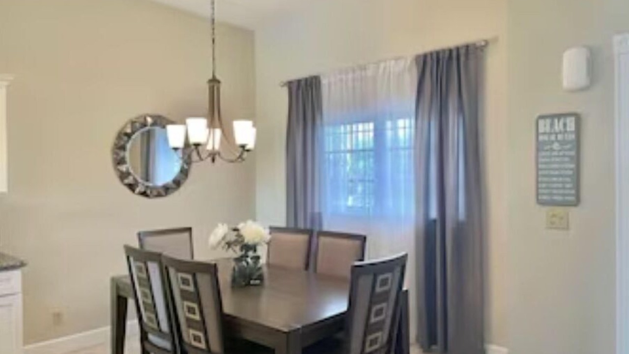 Photo of Bedroom in Bahamia West