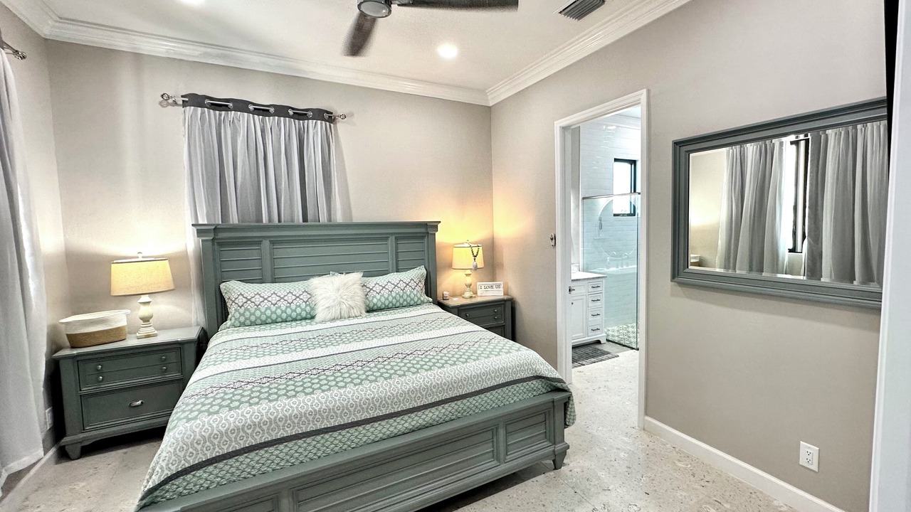 Photo of Bedroom in Treasure Cay