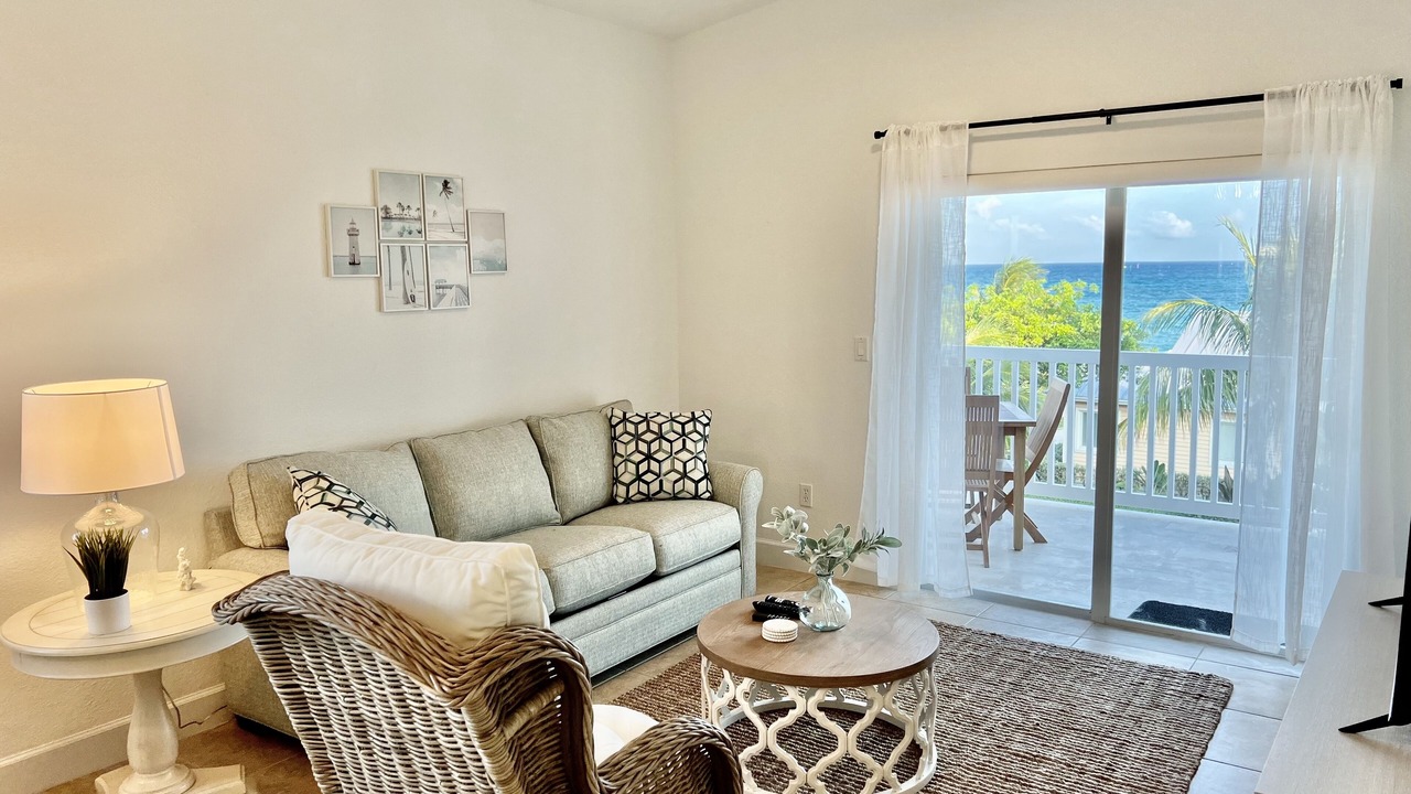 Photo of Livingroom in Alice Town