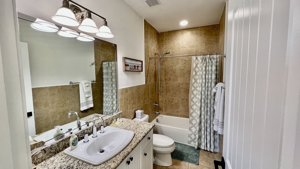 Photo of Bathroom in Alice Town
