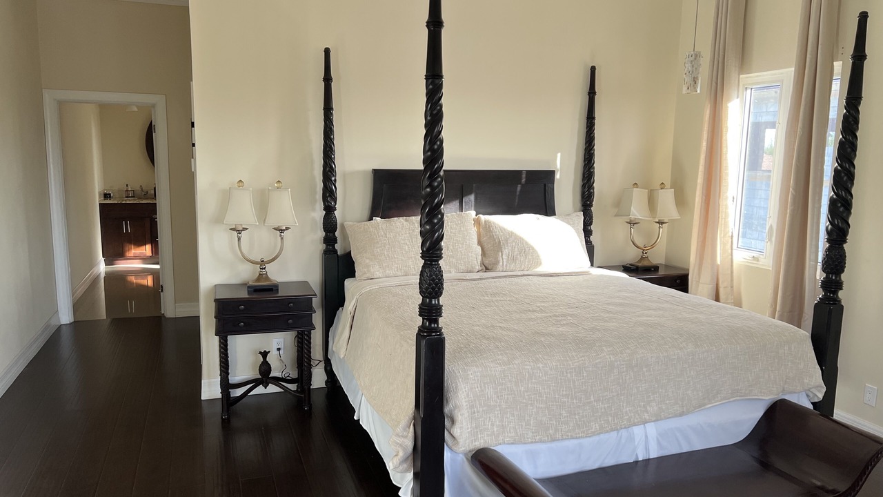 Photo of Bedroom in Nassau