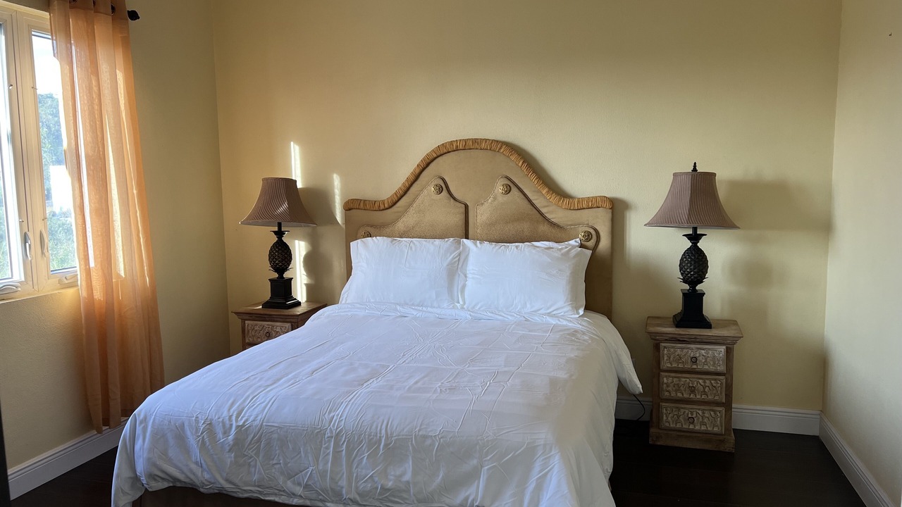 Photo of Bedroom in Nassau
