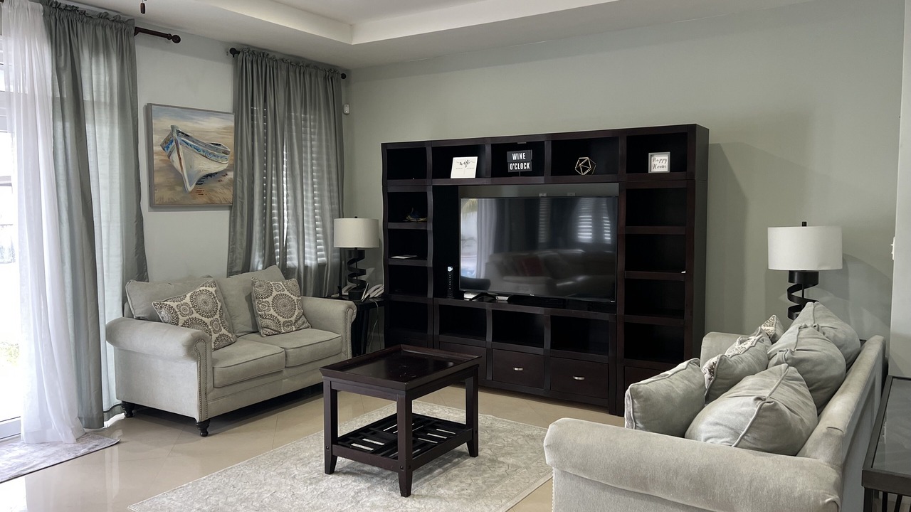 Photo of Livingroom in Nassau