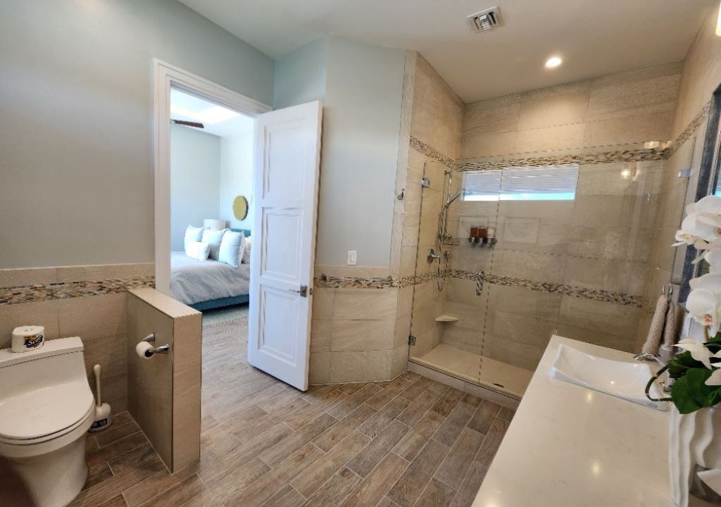 Photo of Bathroom in George Town