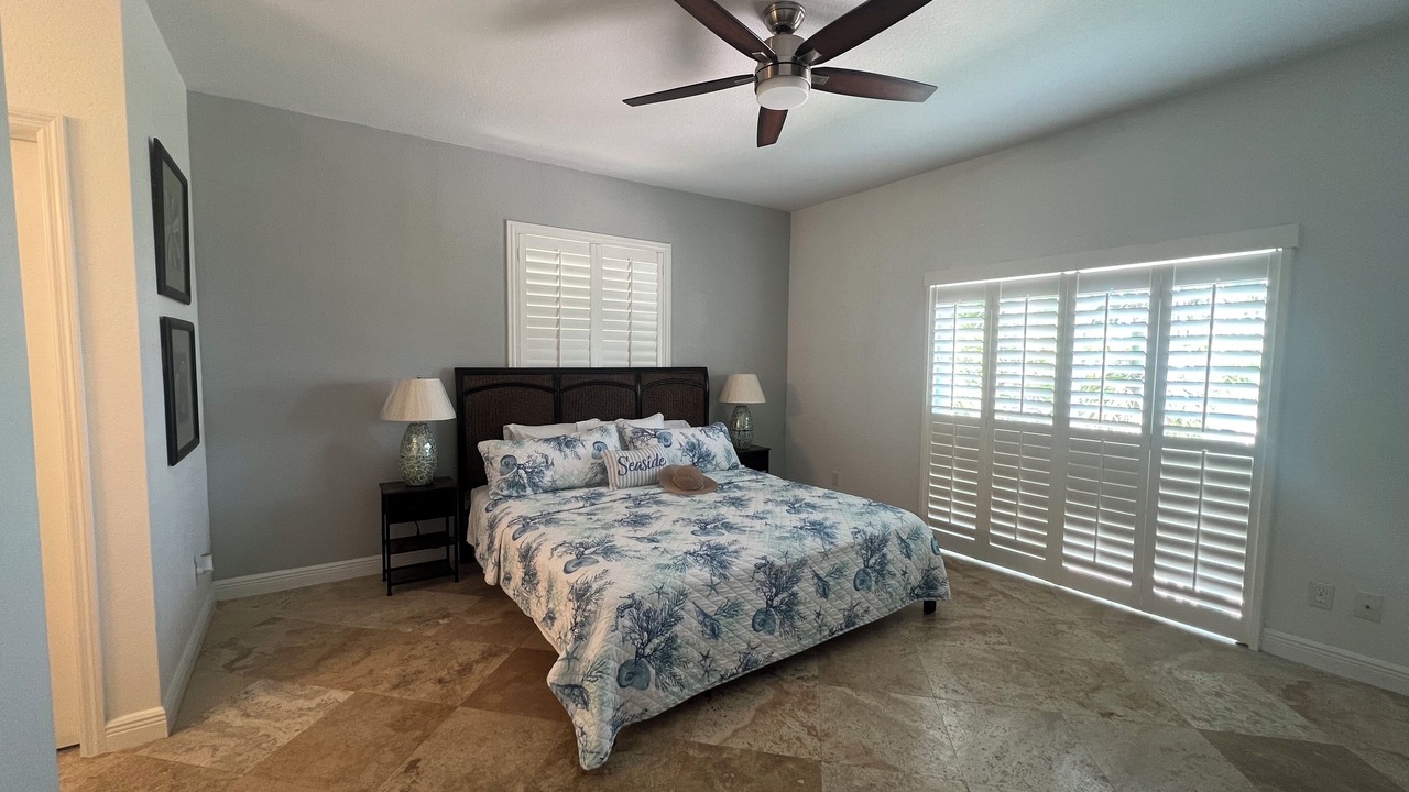 Photo of Bedroom in North Bimini