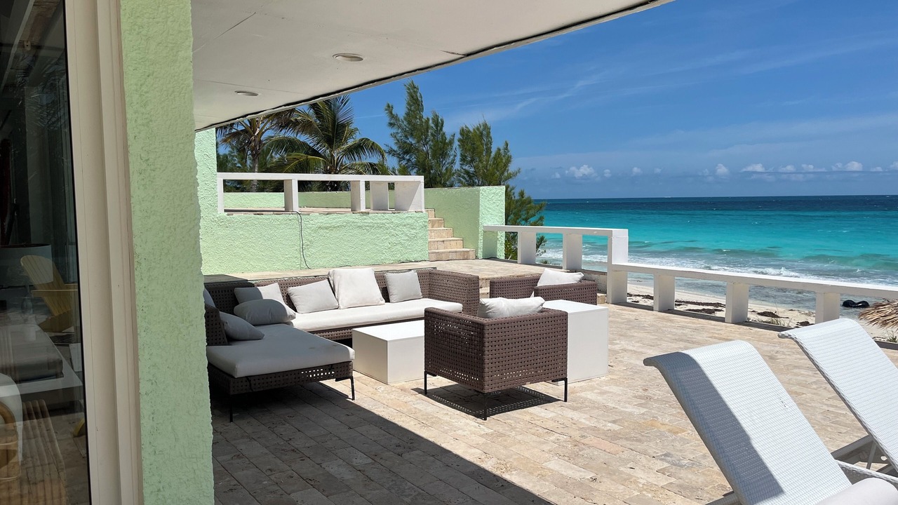 Photo of Patio Balcony in Great Harbour Cay