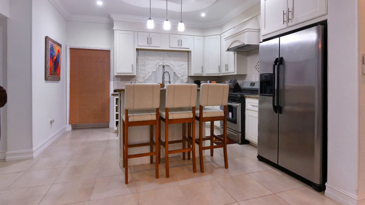 Photo of Kitchen in Dunmore Town