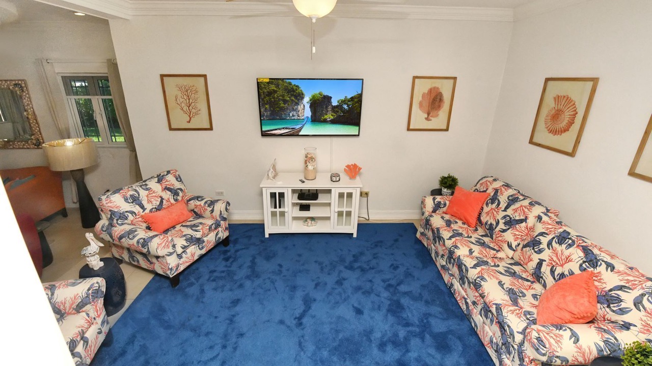 Photo of Livingroom in Dunmore Town
