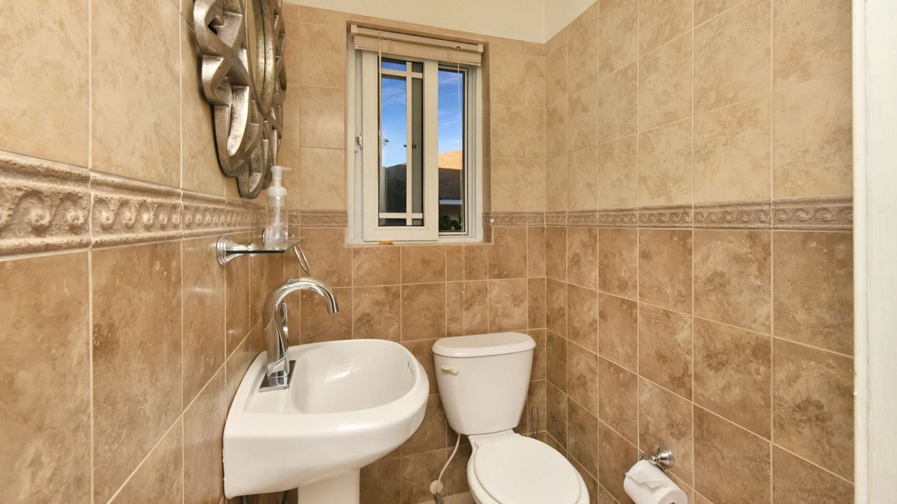 Photo of Bathroom in Dunmore Town