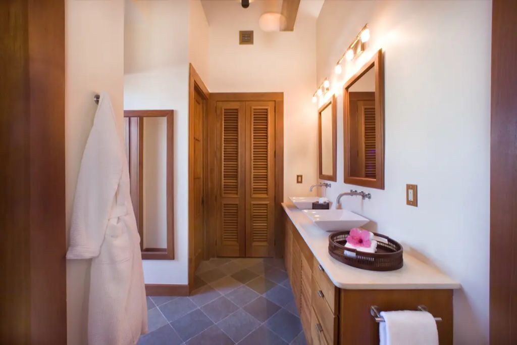 Photo of Bathroom in West End