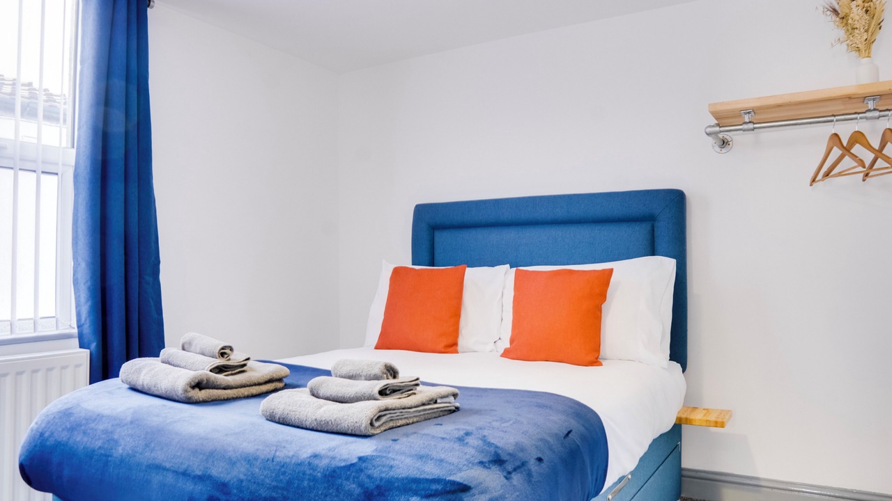 Photo of Bedroom in Everton