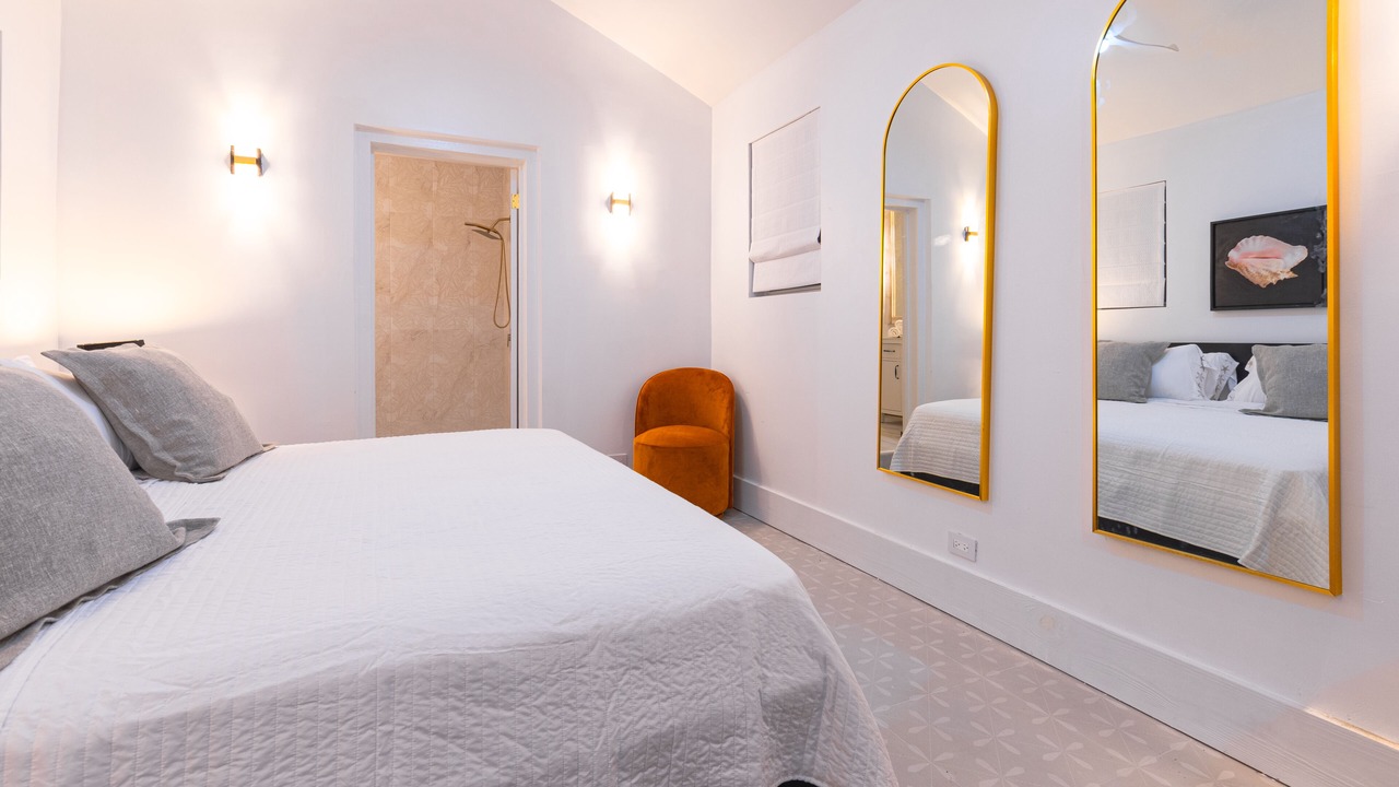 Photo of Bedroom in Nassau
