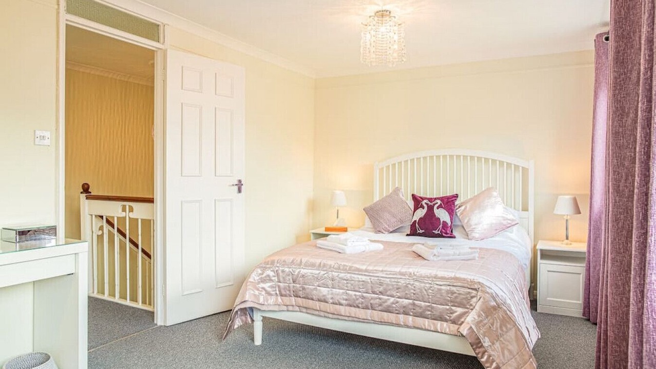 Photo of Bedroom in Cheltenham
