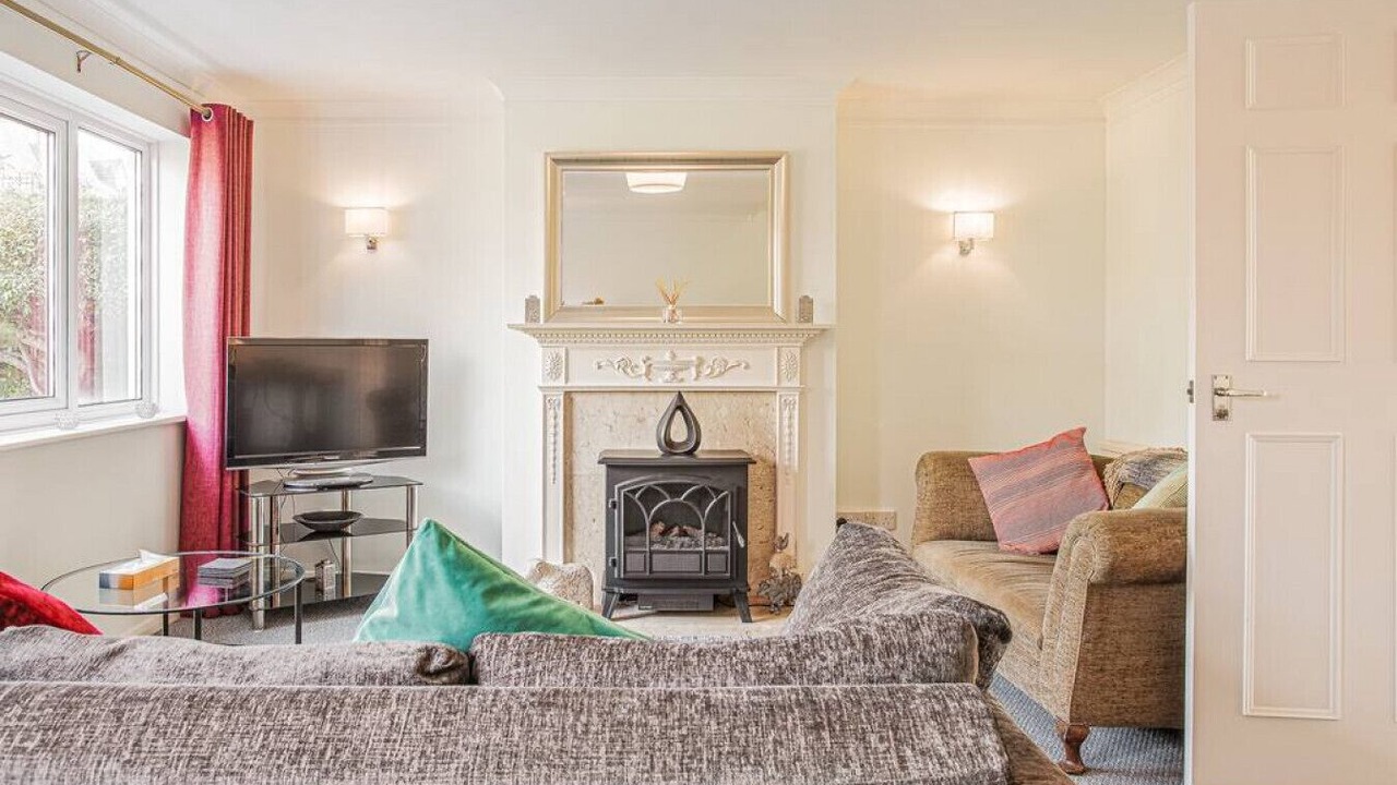 Photo of Livingroom in Cheltenham