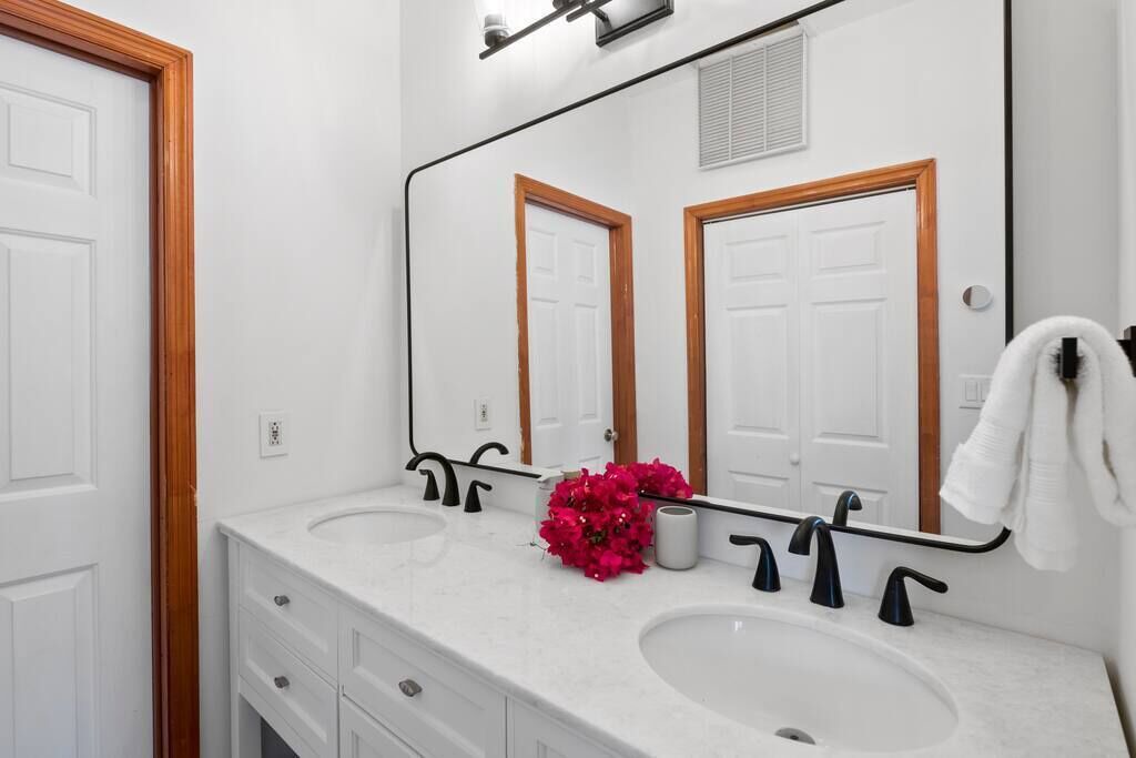 Photo of Bathroom in Great Exuma