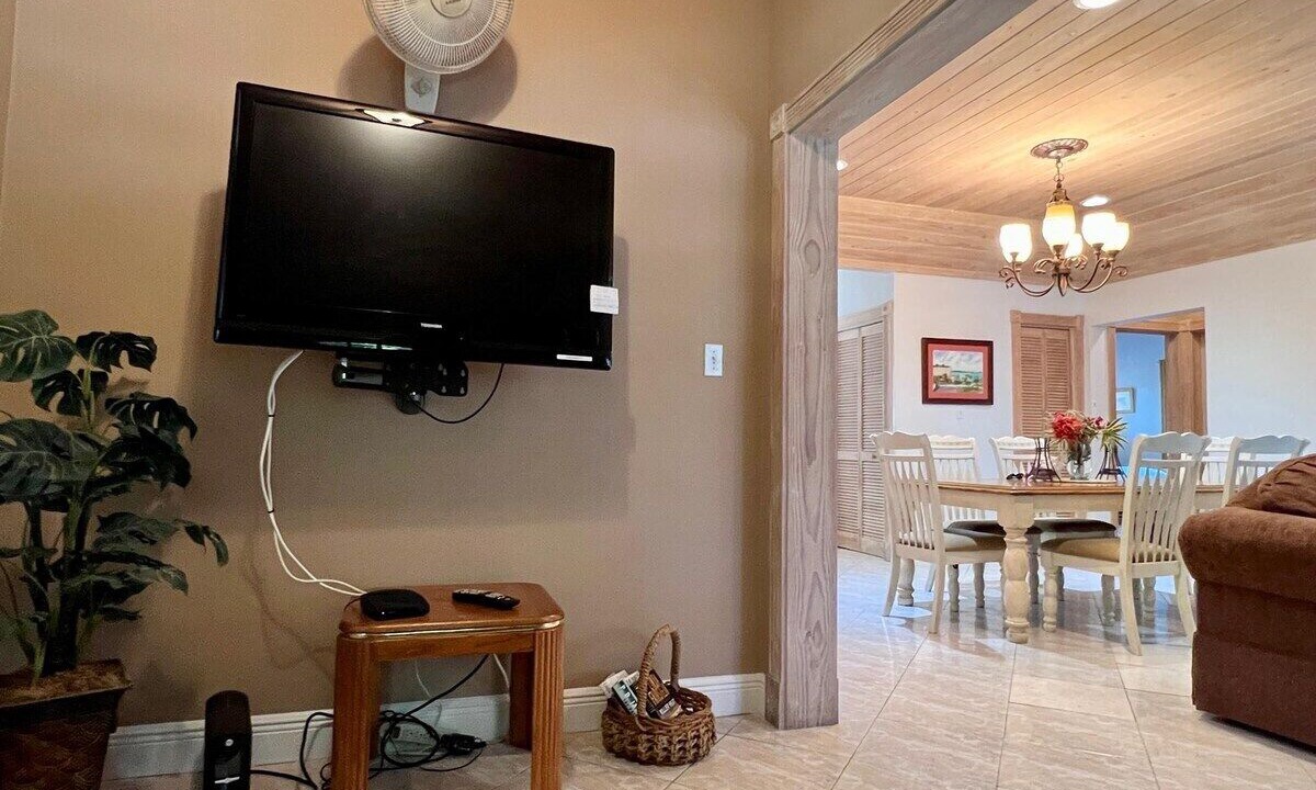 Photo of Bedroom in Triana Shores