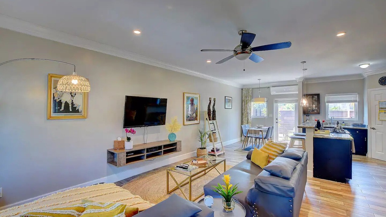 Photo of Livingroom in Nassau