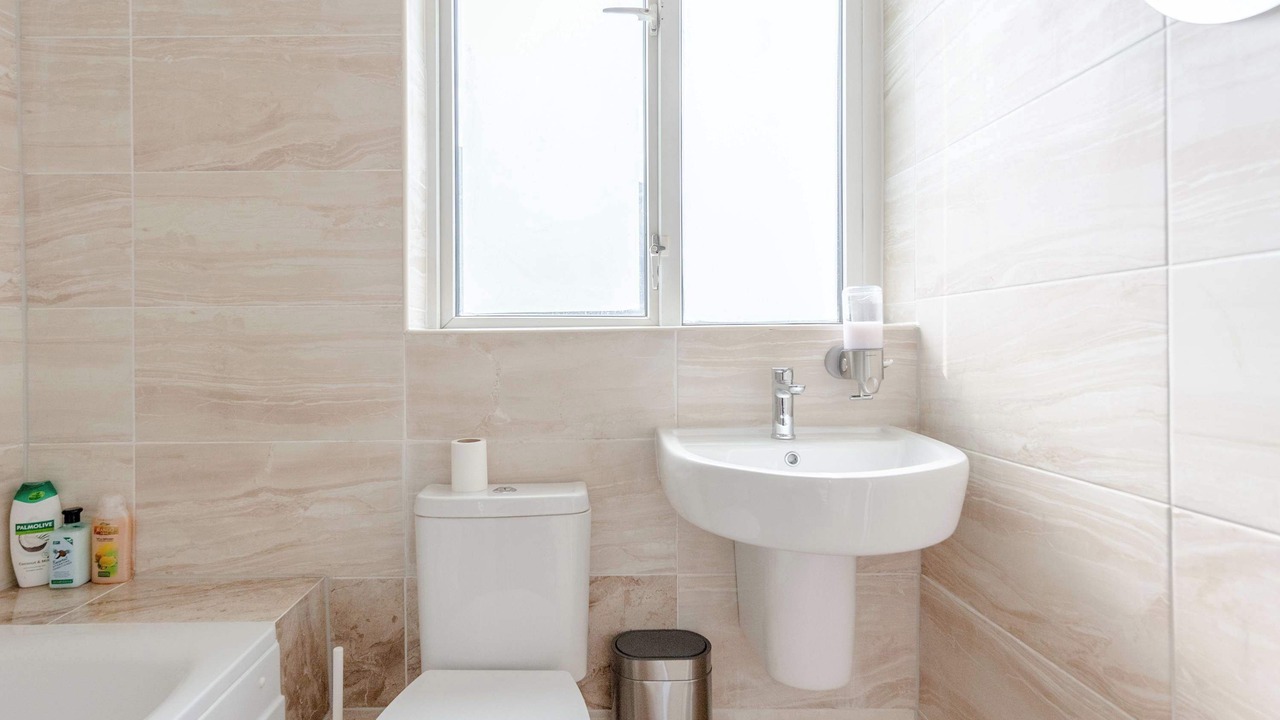 Photo of Bathroom in Custom House