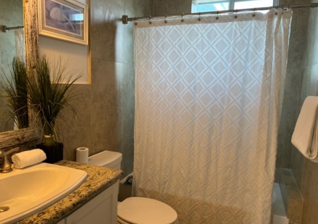 Photo of Bathroom in Alice Town