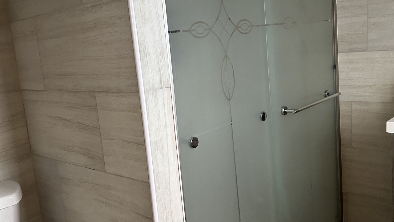 Photo of Bathroom in Tarpum Bay