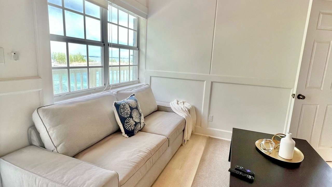 Photo of Livingroom in Alice Town
