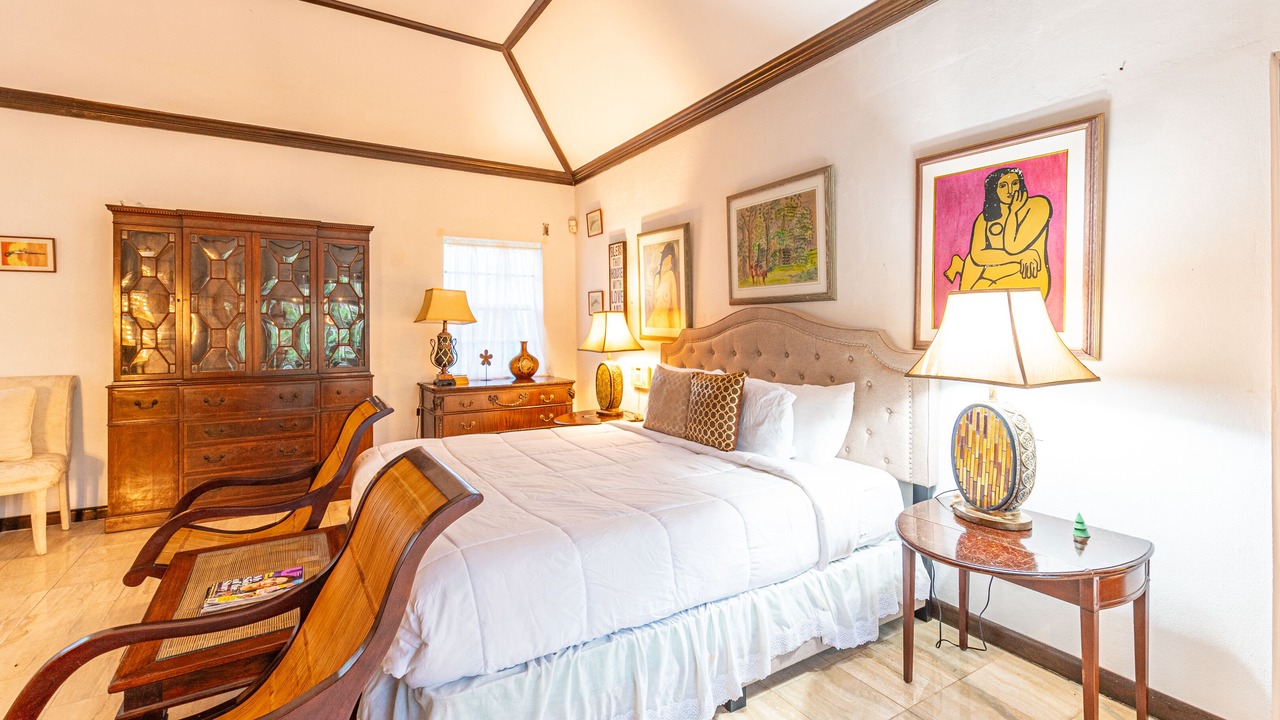 Photo of Bedroom in Lyford Cay