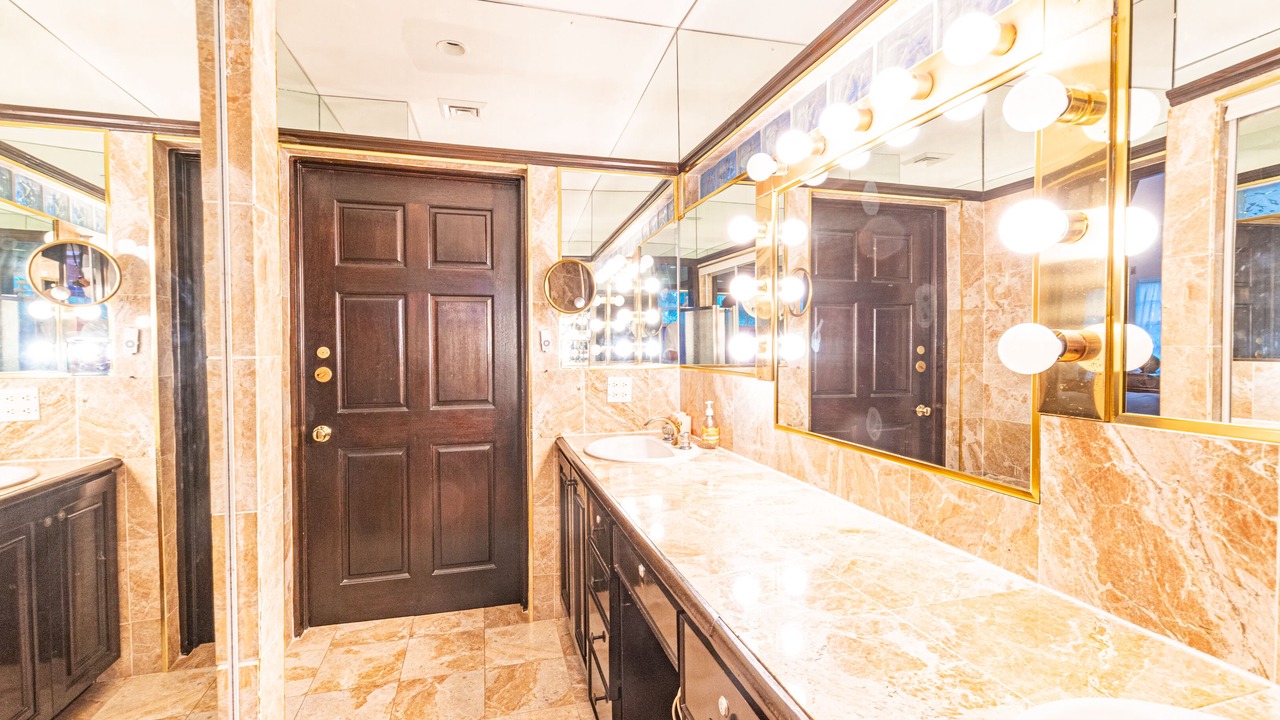 Photo of Bathroom in Lyford Cay