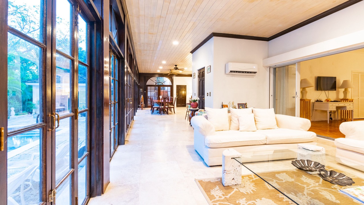Photo of Others in Lyford Cay
