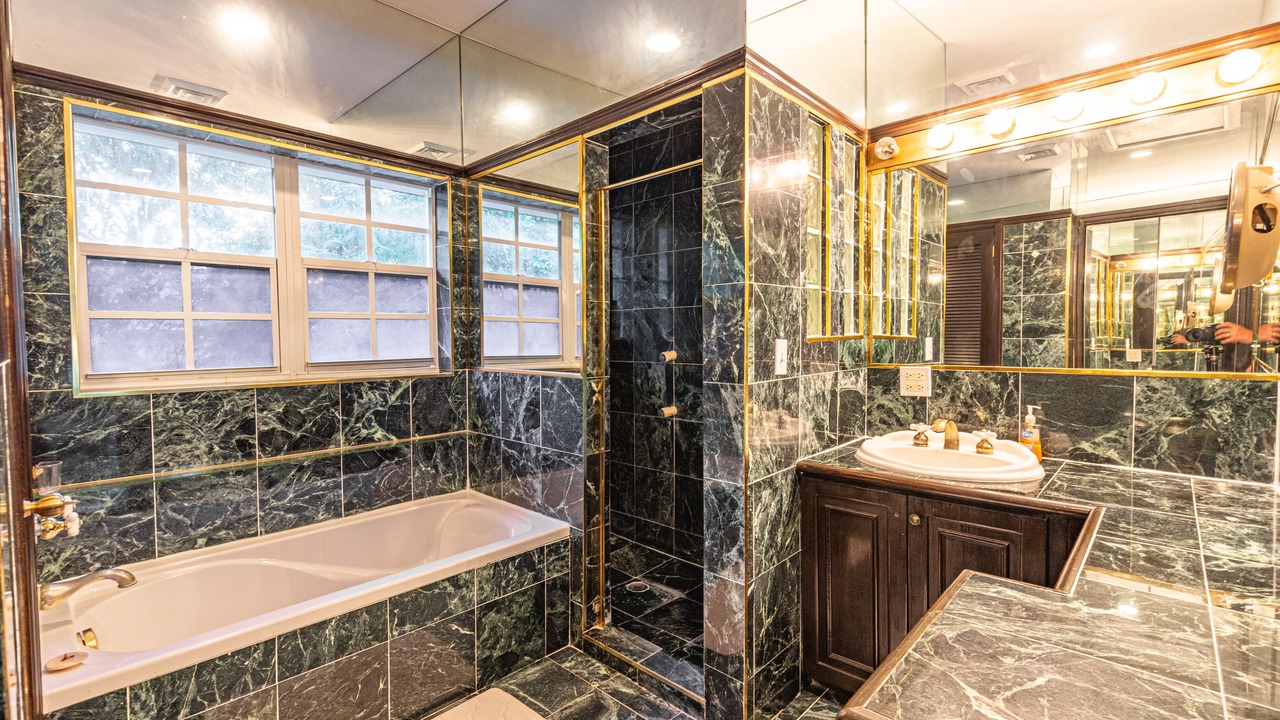 Photo of Bathroom in Lyford Cay