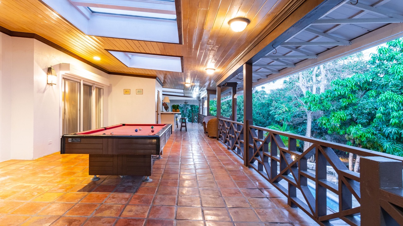 Photo of Patio Balcony in Lyford Cay