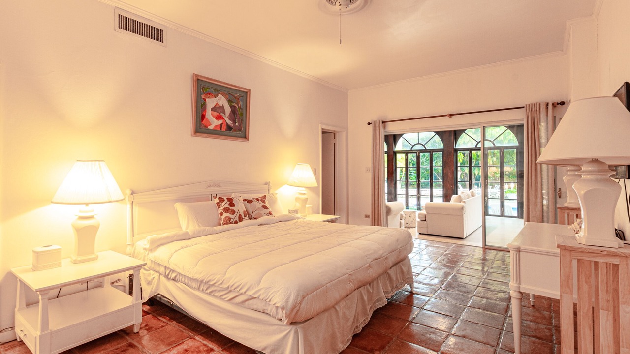 Photo of Bedroom in Lyford Cay