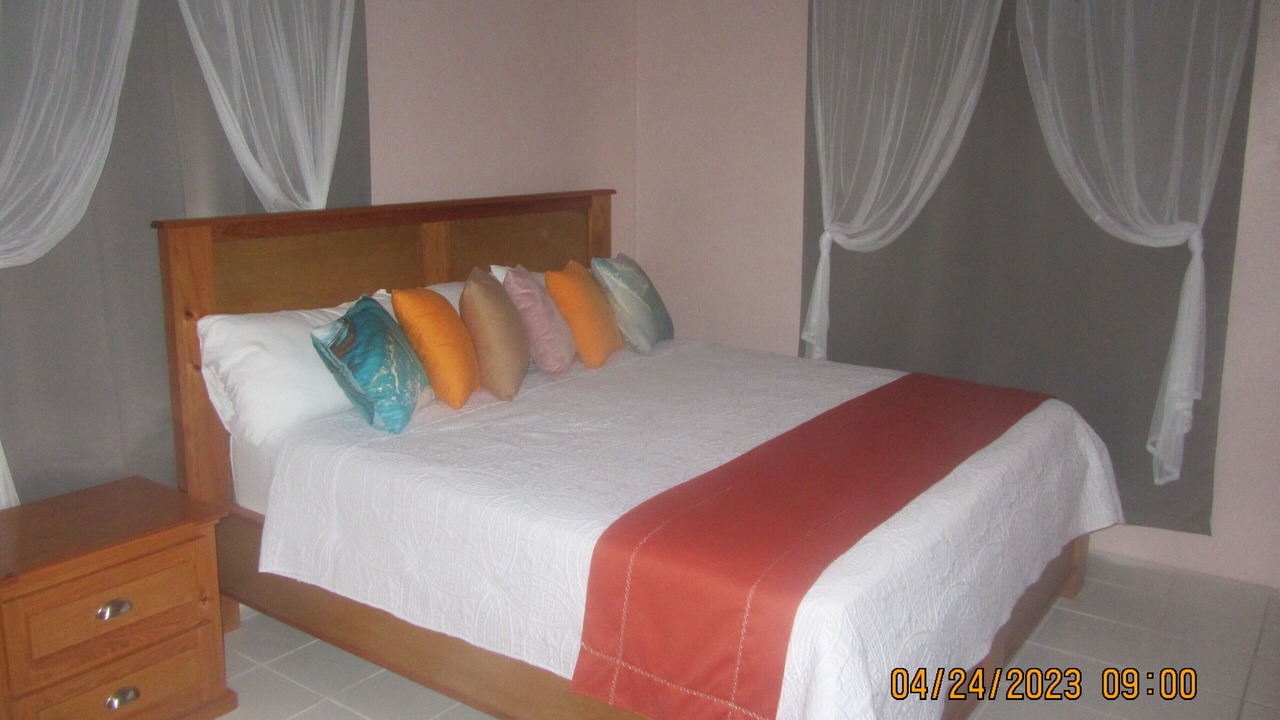 Photo of Bedroom in Tarpum Bay