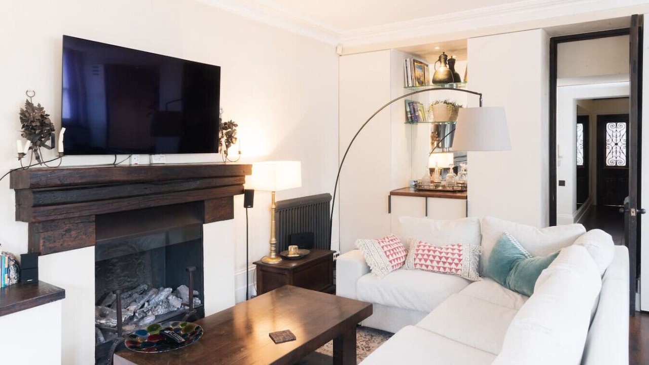 Photo of Livingroom in Redcliffe