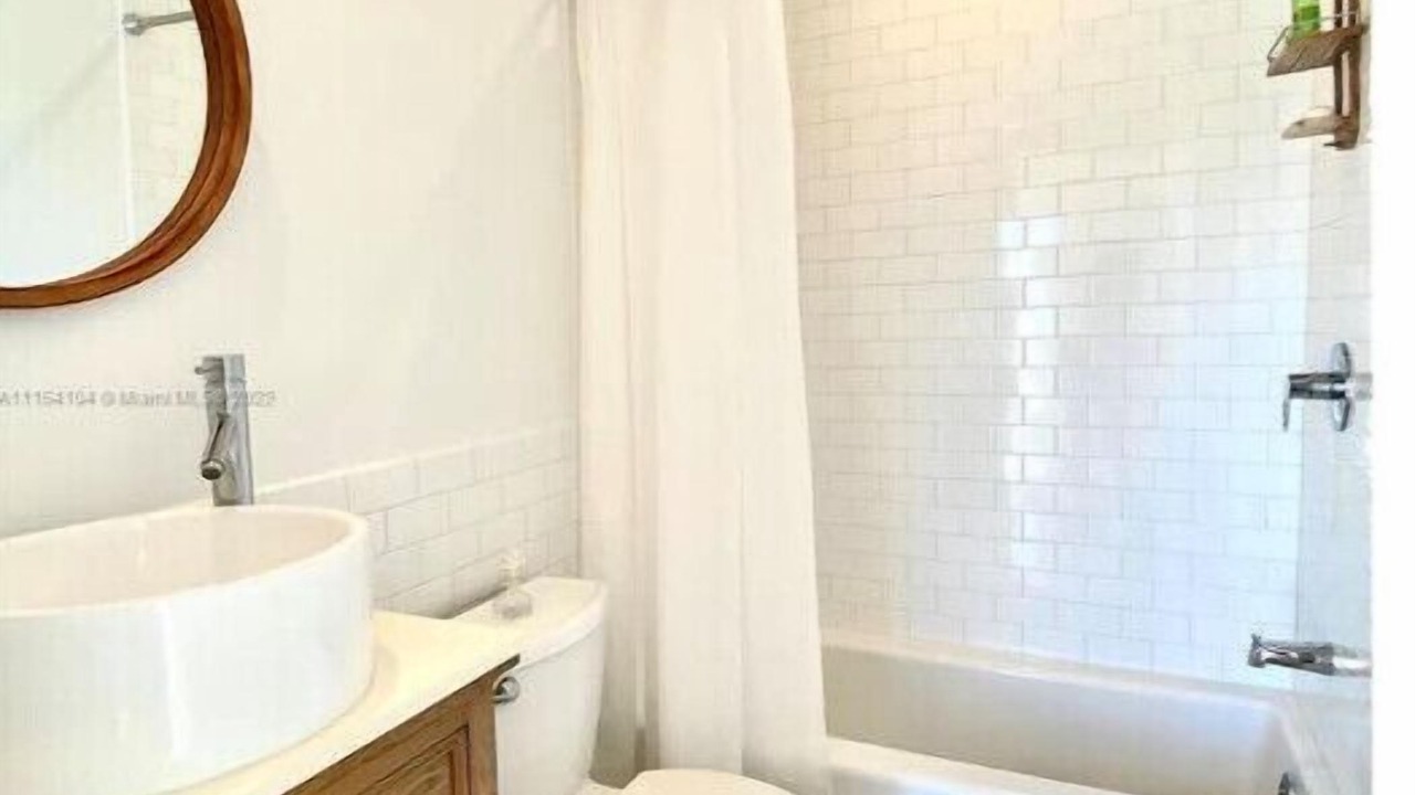Photo of Bathroom in Great Harbour Cay
