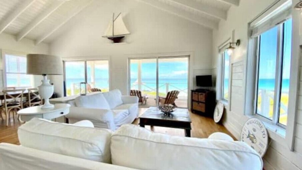 Photo of Livingroom in Great Harbour Cay