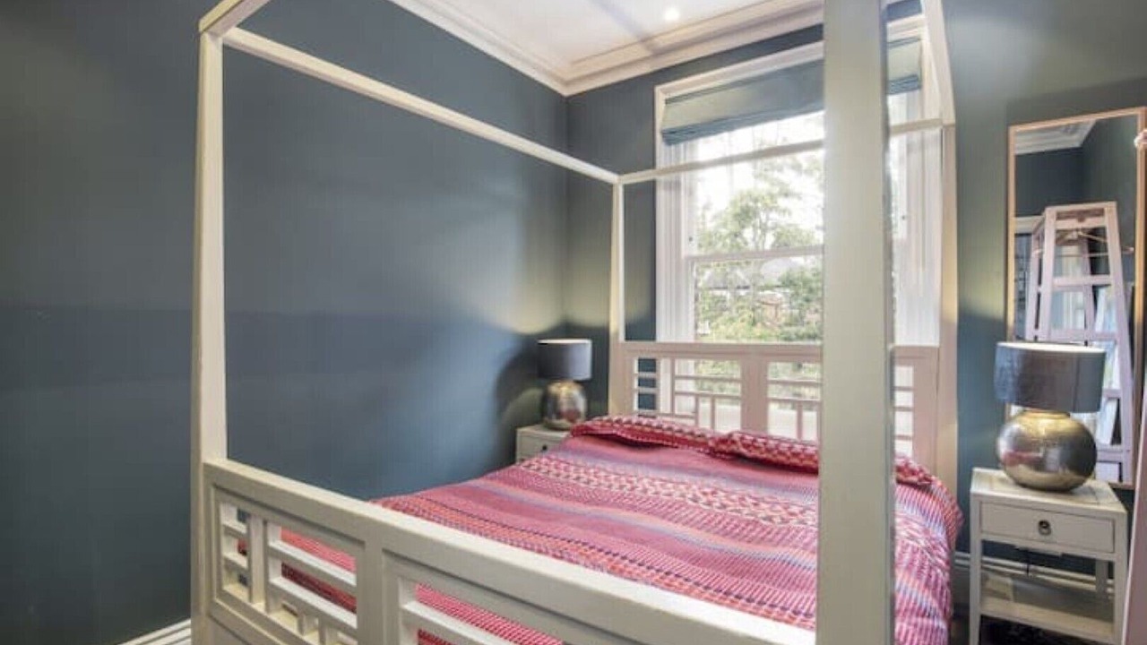 Photo of Bedroom in Ravenscourt Park