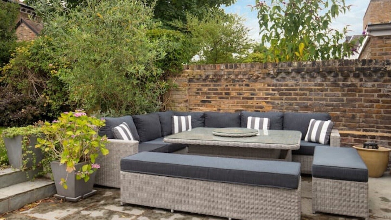 Photo of Outdoor in Ravenscourt Park