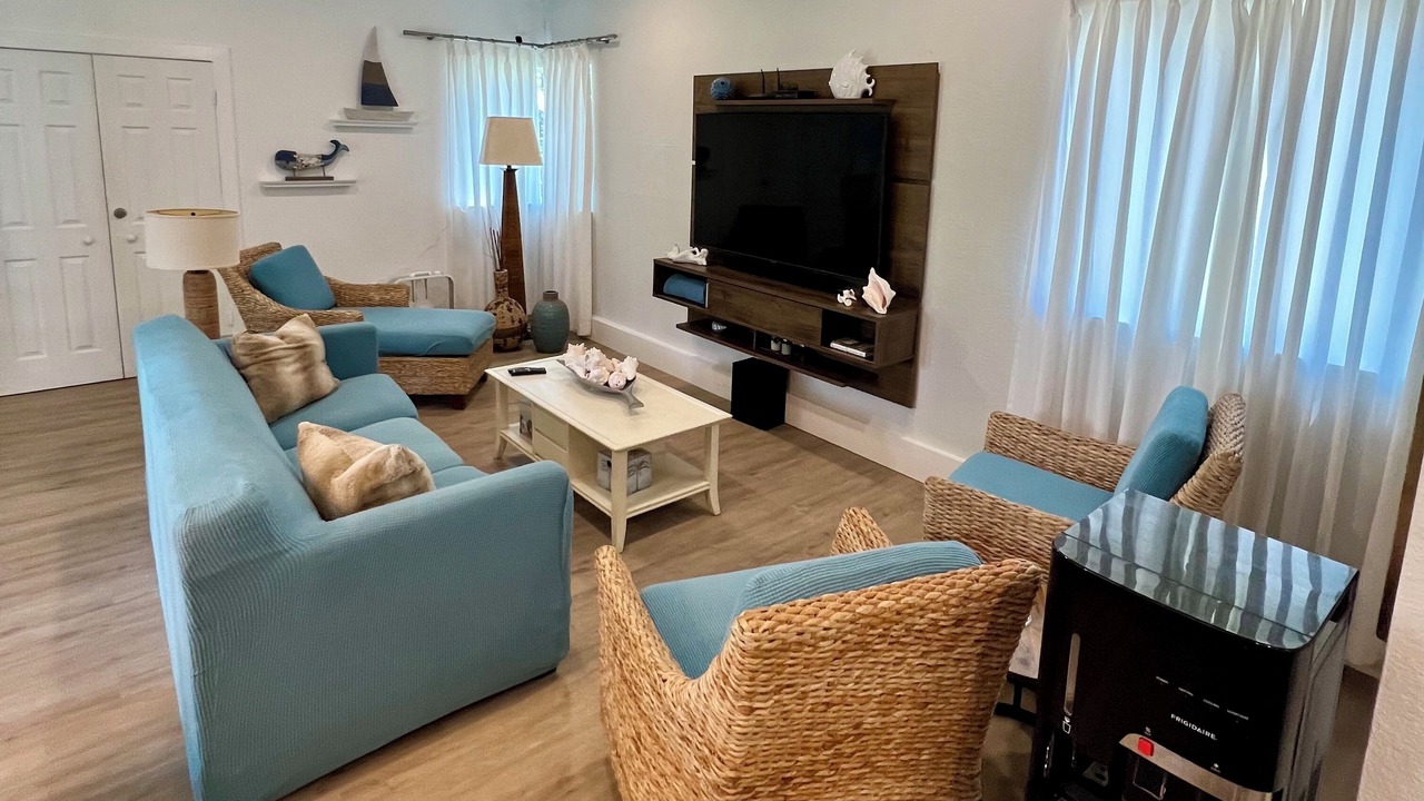 Photo of Livingroom in Alice Town