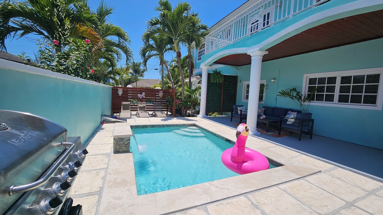 Photo of Outdoor in Coral Harbour