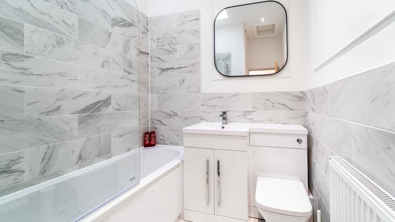 Photo of Bathroom in Hoylake
