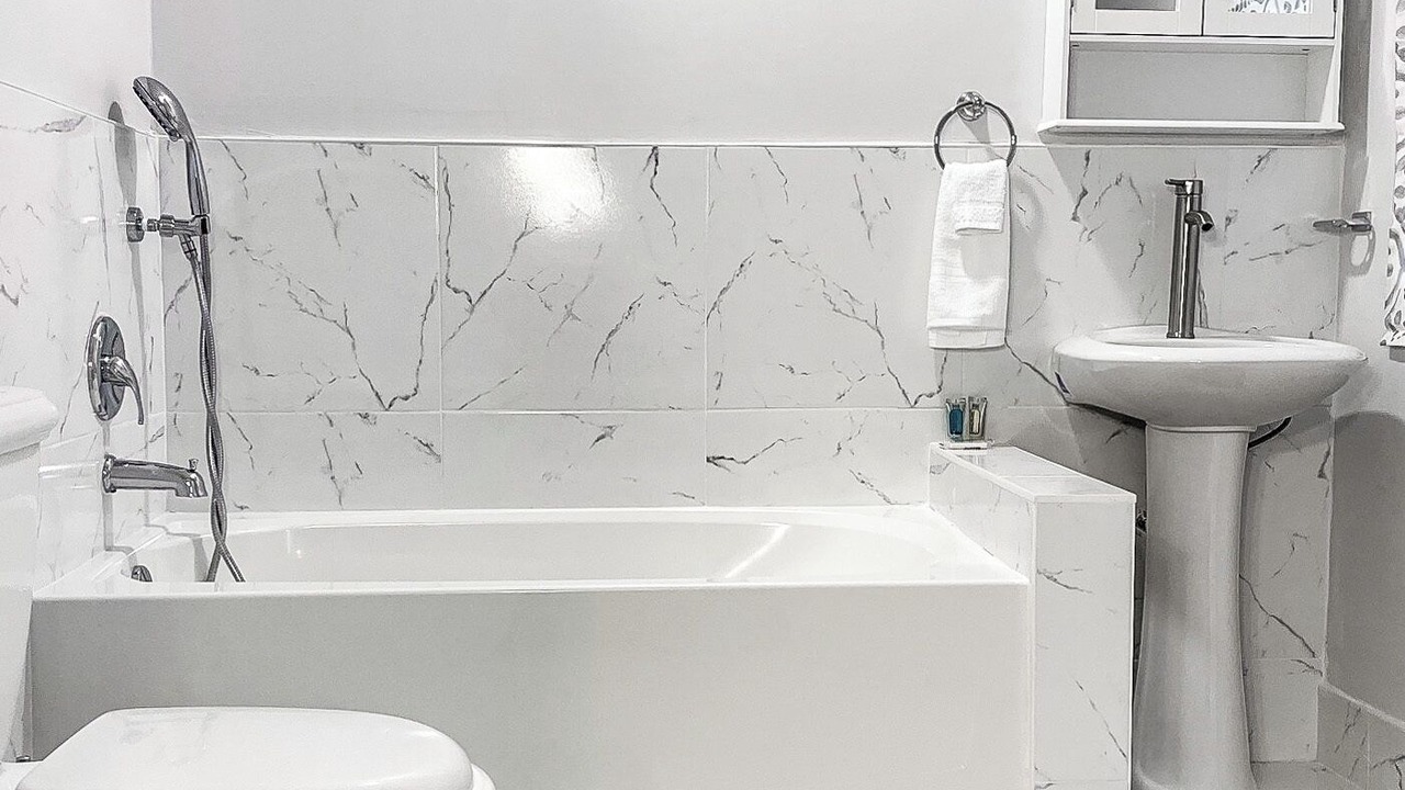 Photo of Bathroom in Nassau