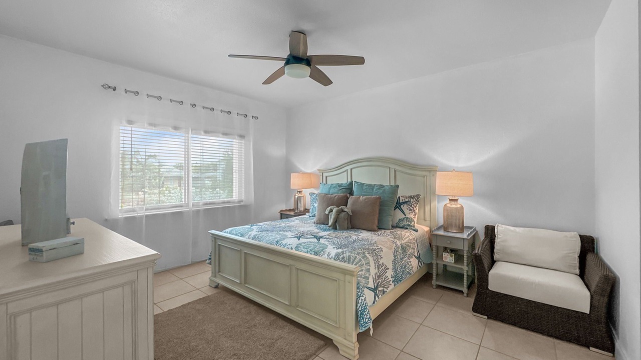 Photo of Bedroom in Treasure Cay