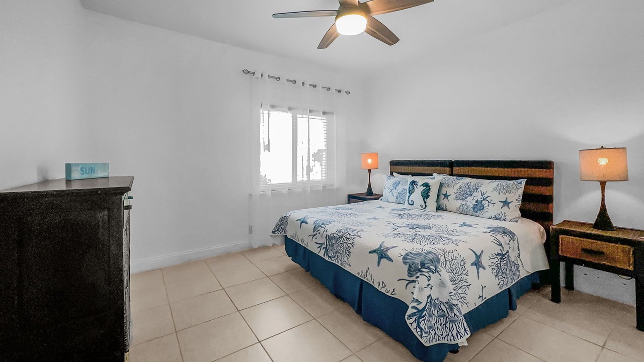 Photo of Bedroom in Treasure Cay