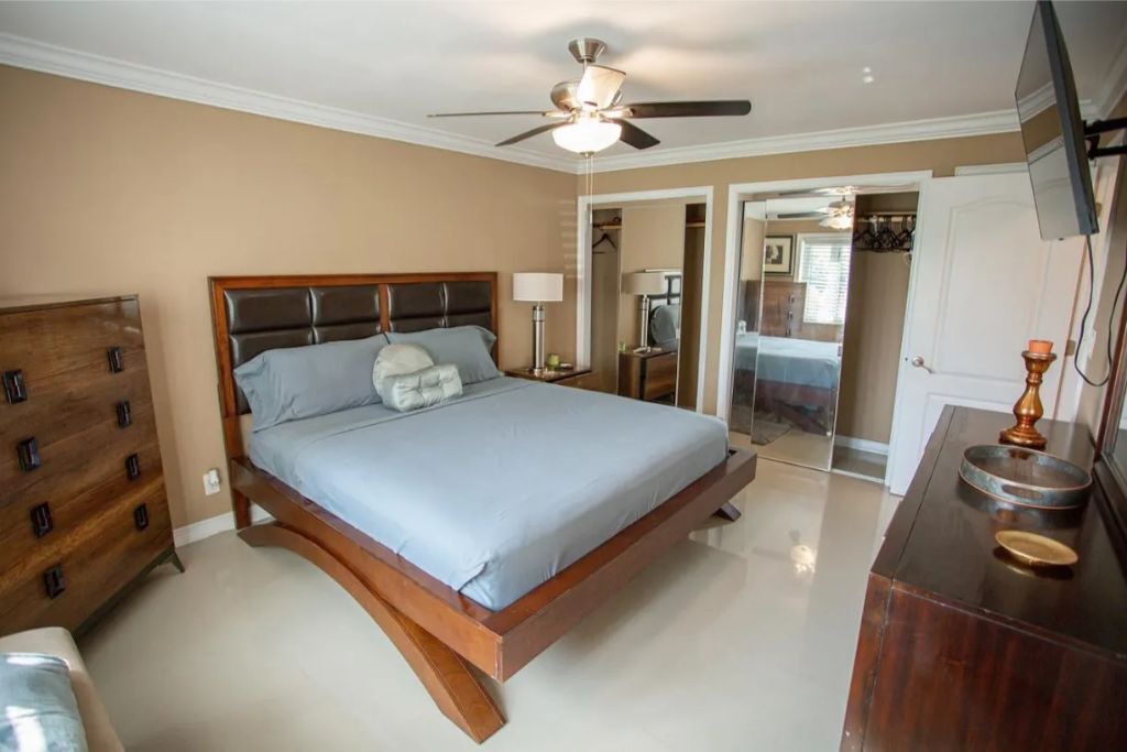 Photo of Bedroom in Freeport